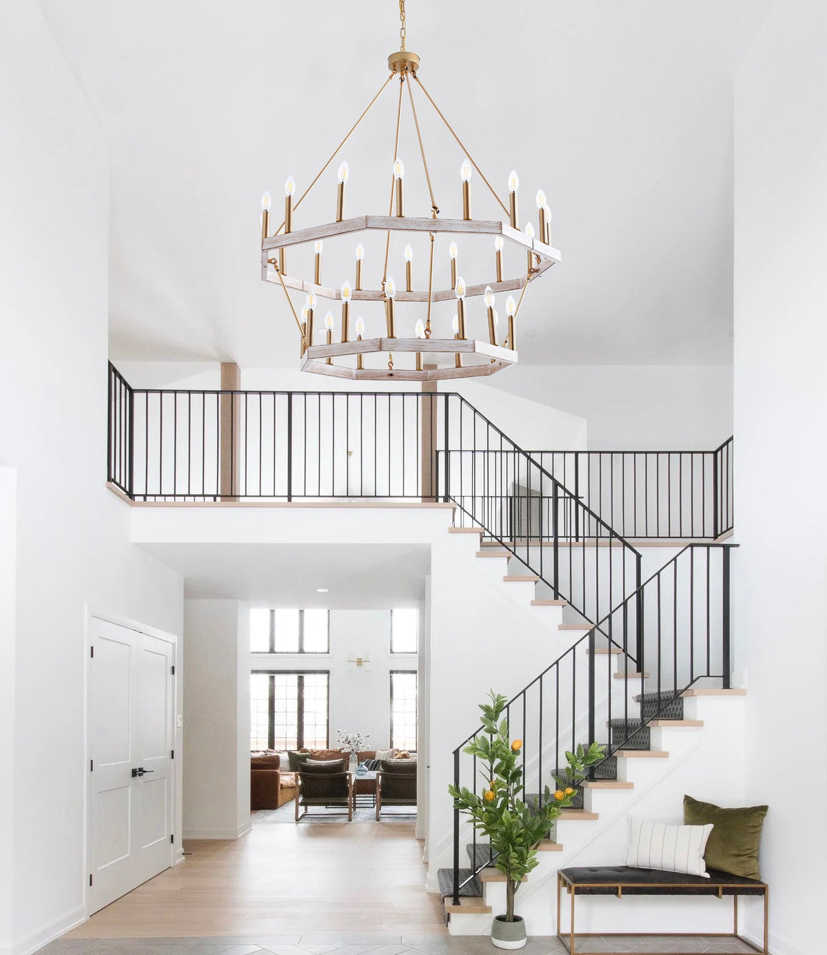 28-Lights Wagon Wheel-Shape Chandelier